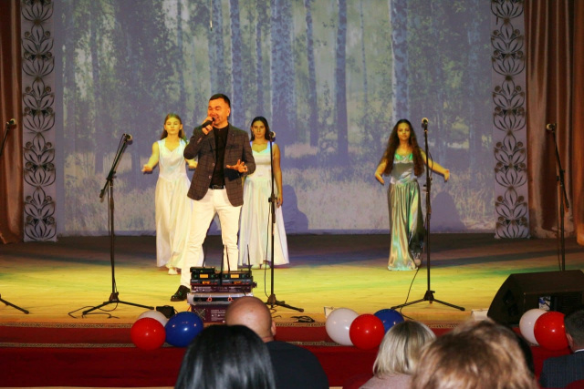 24.10.2025 г Праздничный концерт "На сельском хозяйстве стоит Россия"