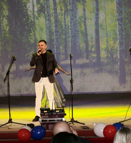 24.10.2025 г Праздничный концерт На сельском хозяйстве стоит Россия